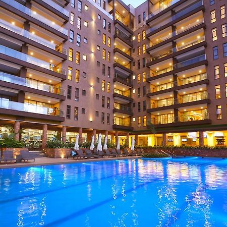Speke Apartments Wampewo カンパラ エクステリア 写真